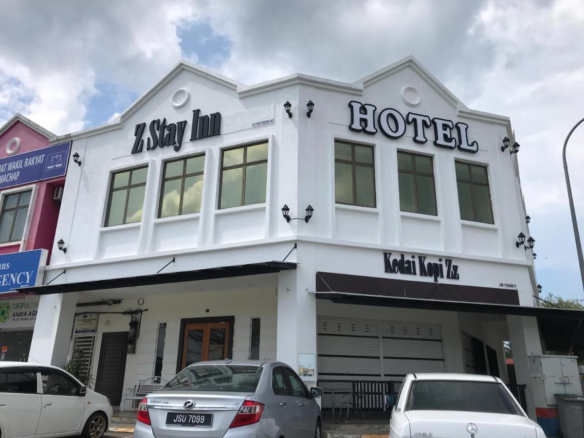 Oyo 90506 Z Stay Inn Hotel Simpang Renggam Εξωτερικό φωτογραφία