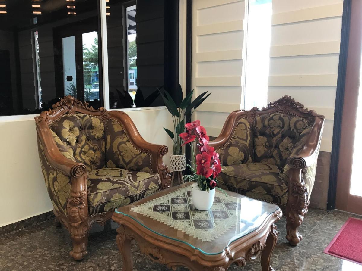 Oyo 90506 Z Stay Inn Hotel Simpang Renggam Εξωτερικό φωτογραφία