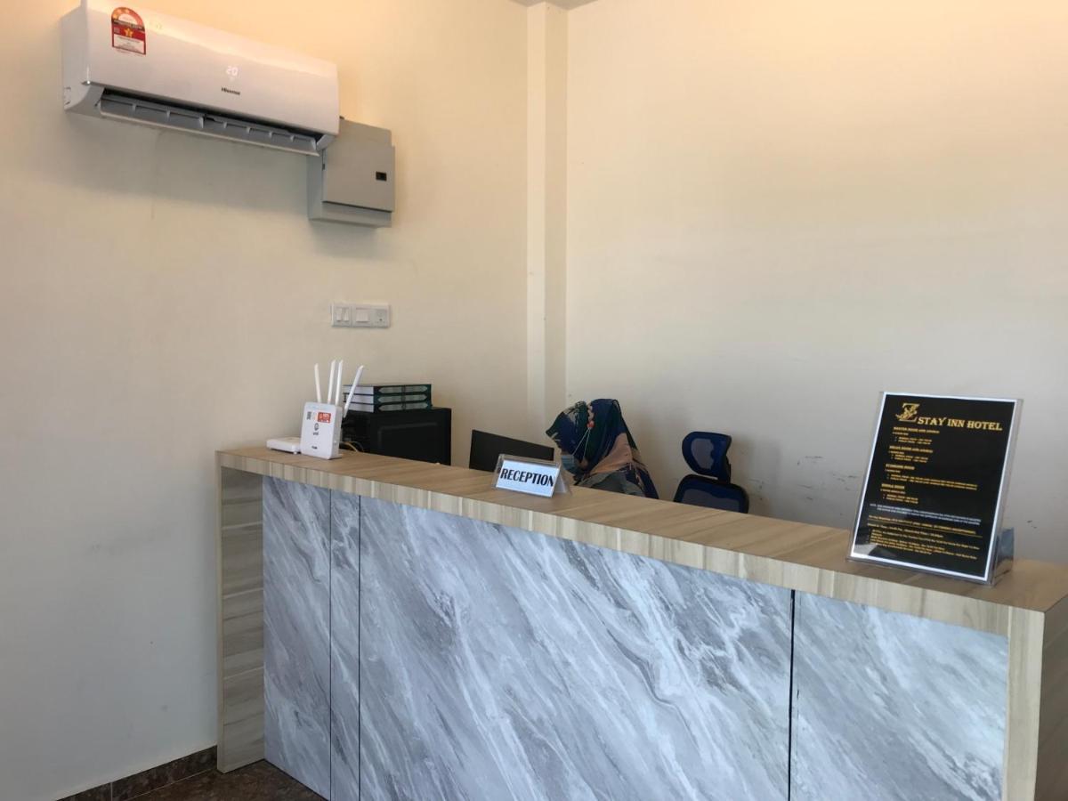 Oyo 90506 Z Stay Inn Hotel Simpang Renggam Εξωτερικό φωτογραφία