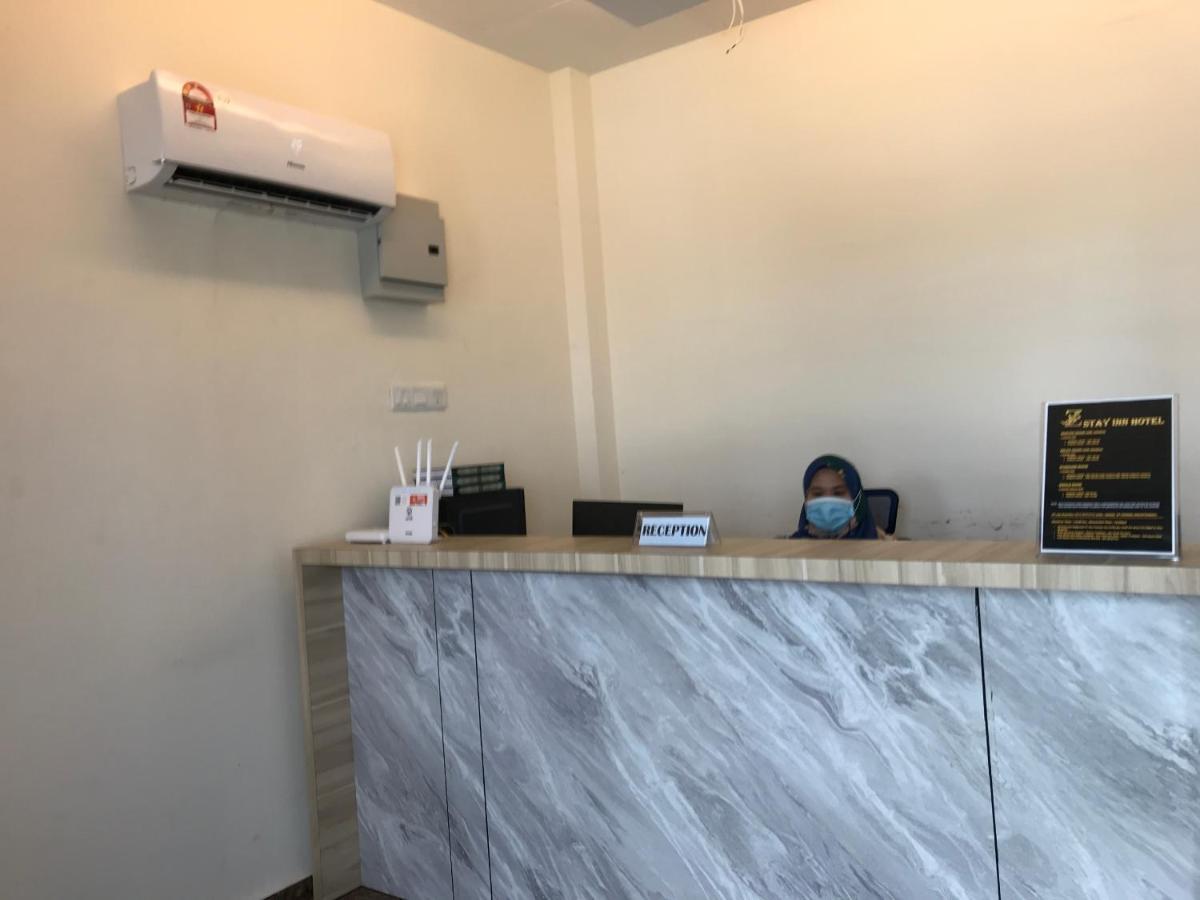 Oyo 90506 Z Stay Inn Hotel Simpang Renggam Εξωτερικό φωτογραφία