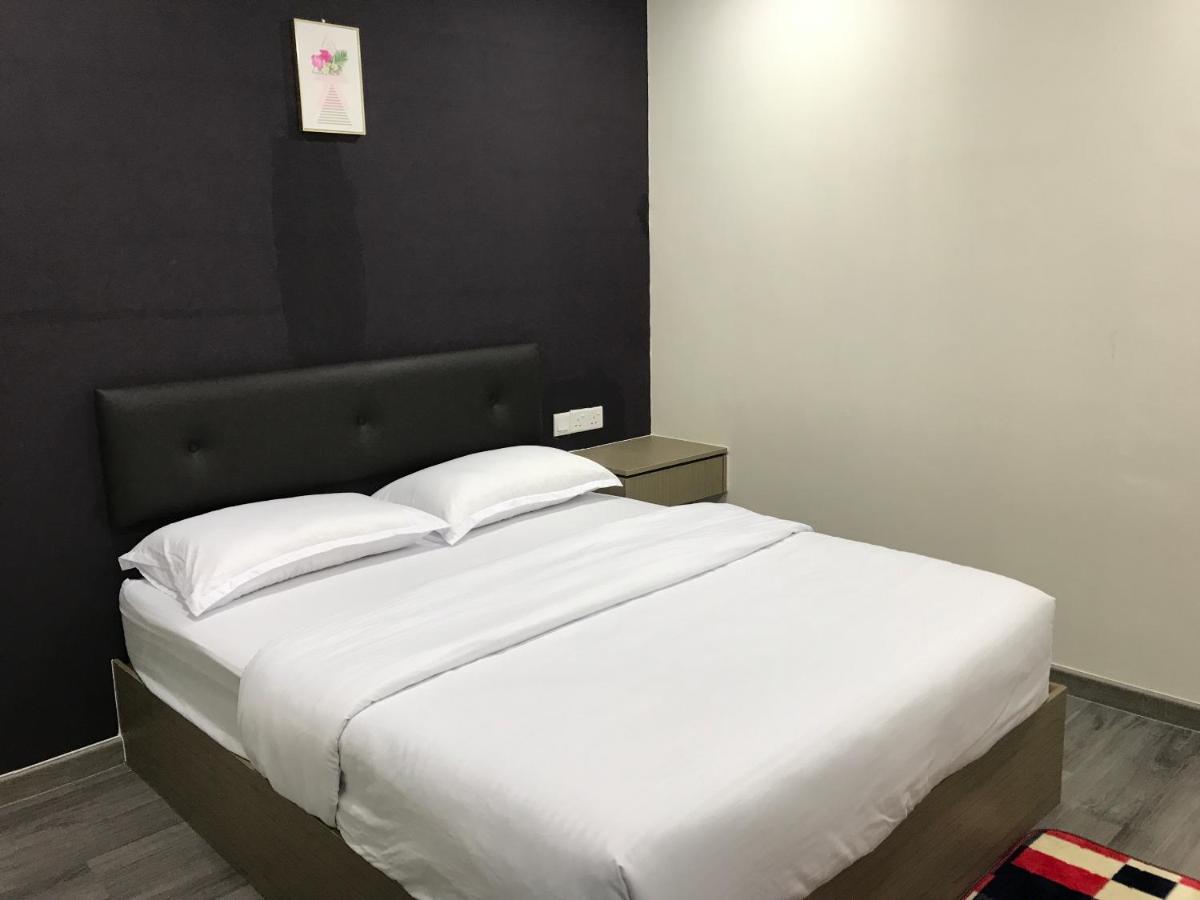 Oyo 90506 Z Stay Inn Hotel Simpang Renggam Εξωτερικό φωτογραφία