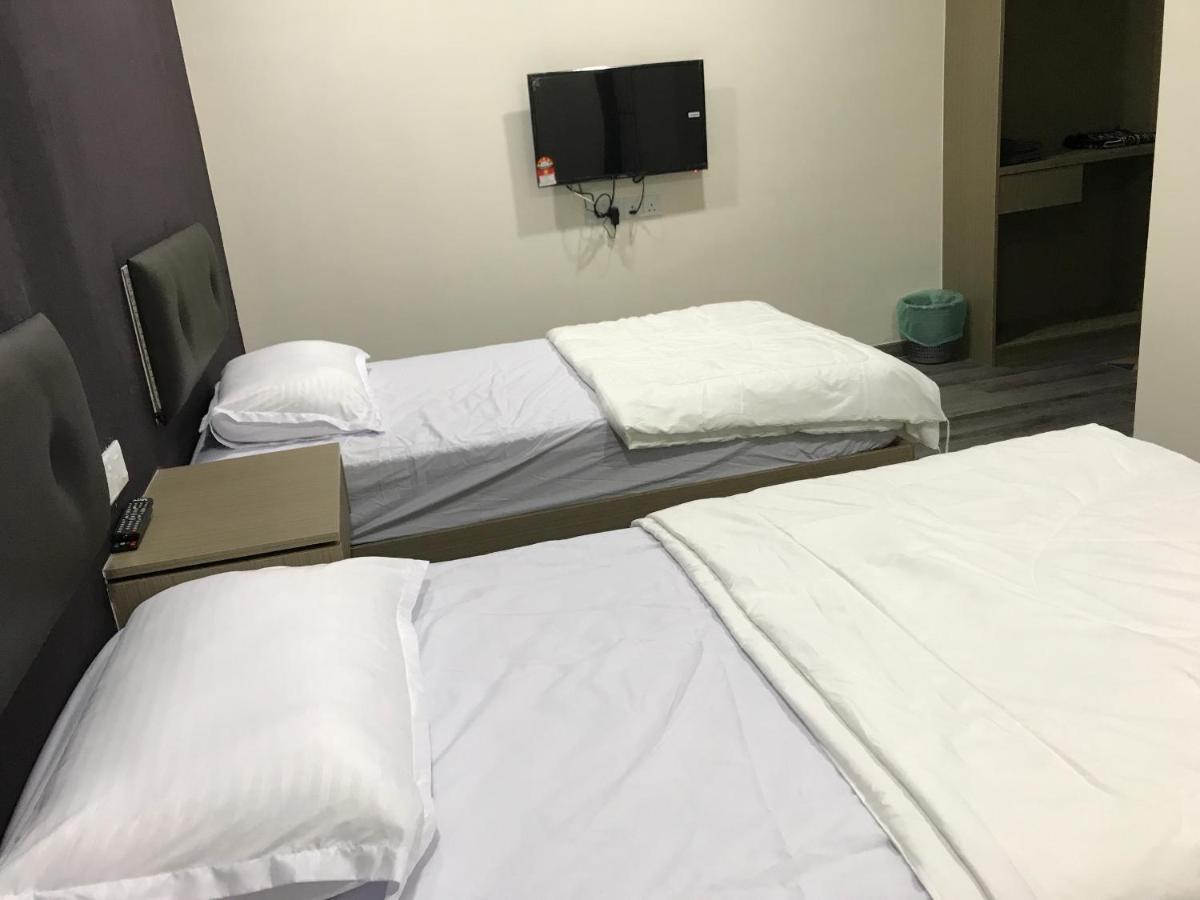 Oyo 90506 Z Stay Inn Hotel Simpang Renggam Εξωτερικό φωτογραφία
